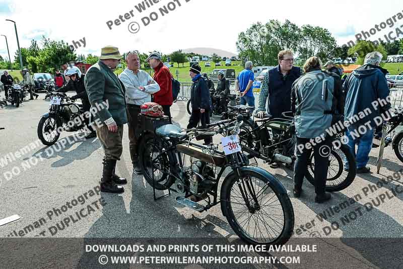 Vintage motorcycle club;eventdigitalimages;no limits trackdays;peter wileman photography;vintage motocycles;vmcc banbury run photographs